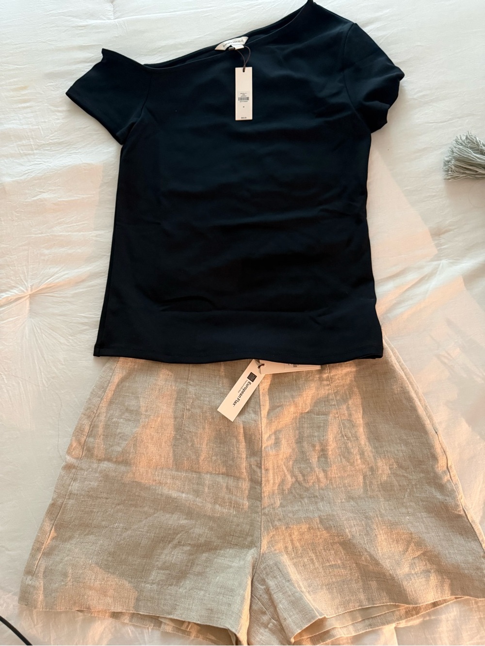 NWT Bundle Banana Republic Linen Shorts & Black Off the Shoulder Top